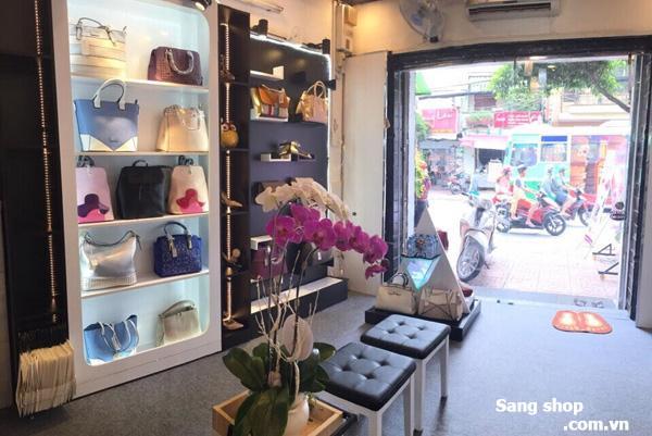 Muốn sang lại mặt bằng shop vị trí tốt