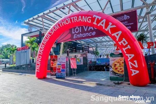 Sang 1 shop Kiot bán hàng ở Taka plaza