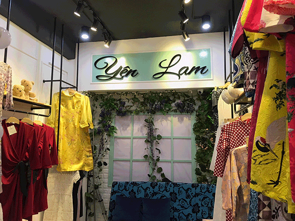 Sang gấp shop thời trang Quận 3