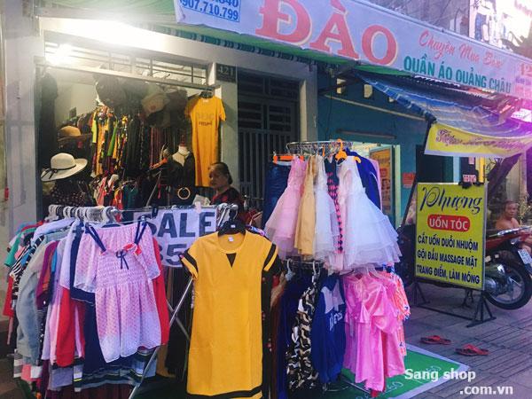 Sang lại shop thời trangNằm ngay Mặt tiền