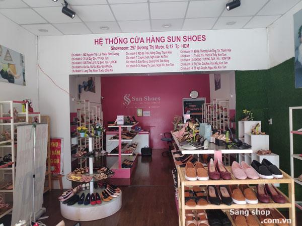 Sang mặt bằng hoặc sang shop giày thời trang