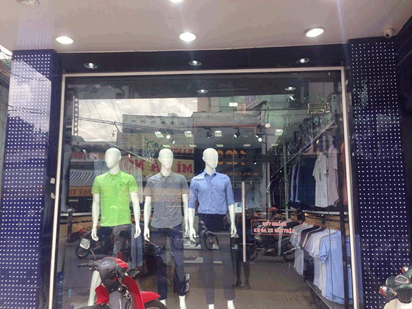 Sang Mặt Bằng KD Shop thời trang Quận 3