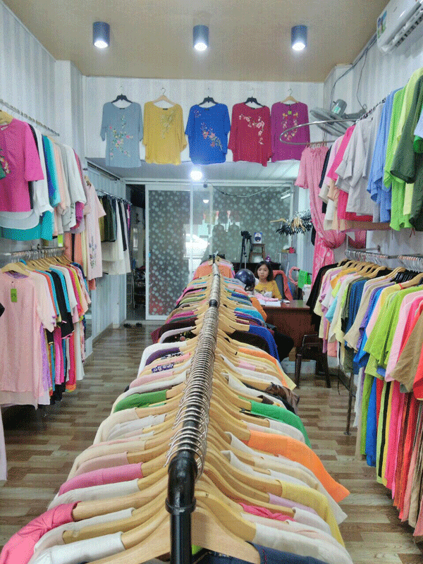 Sang mặt bằng shop thời trang đường Phan Đình Phung