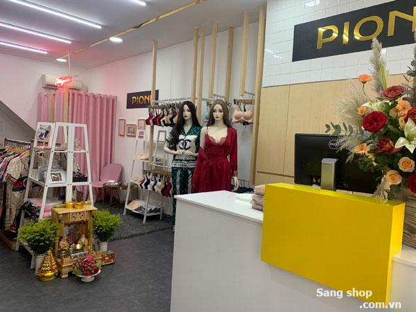 Sang mặt bằng shop vị trí đẹp