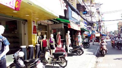 Sang mặt băng shop thời trang Quận 1