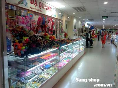 Sang nhượng shop quà tặng trang sức