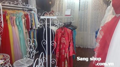 Sang shop áo cưới trung tâm quận 3