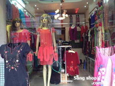 Sang shop đã trang trí đầy đủ