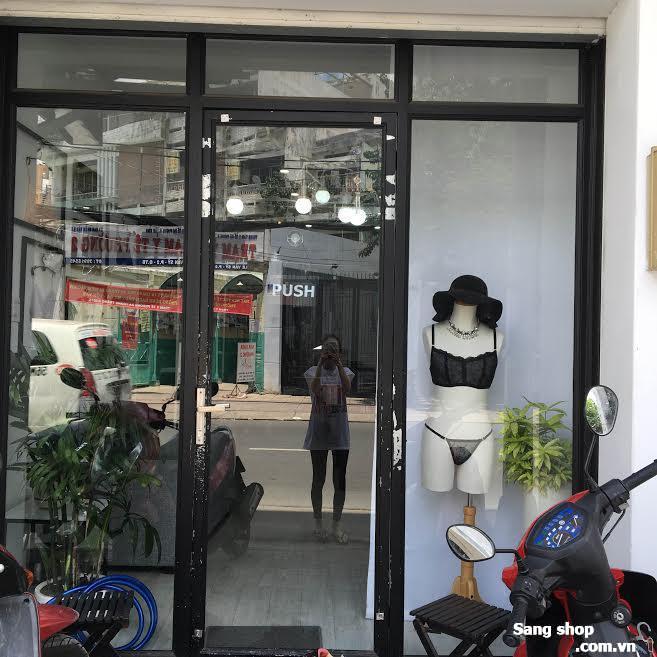 Sang shop decor đep mặt bằng nguyên căn