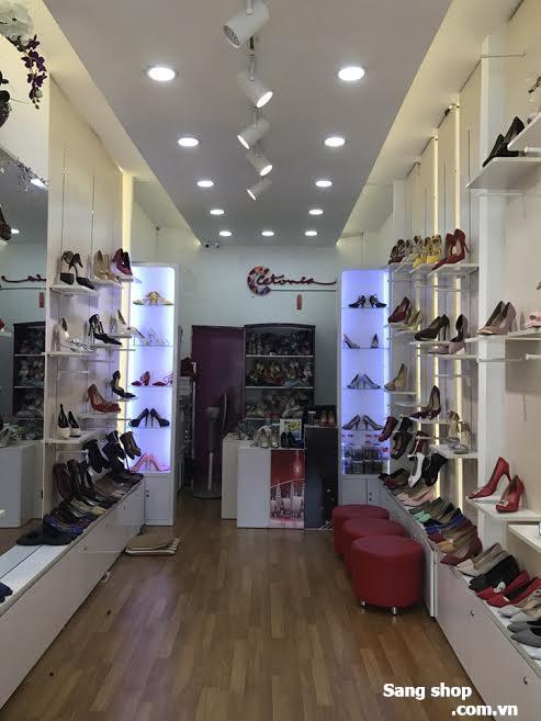 Sang shop giầy dép Quận 3