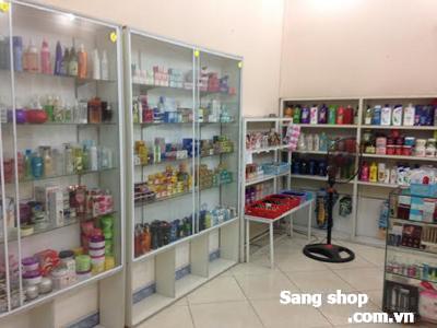 Sang shop mỹ phẩm Quận 7