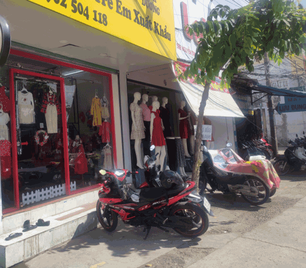 Sang shop quần áo trẻ em ở phường Linh Xuân, quận Thủ Đức