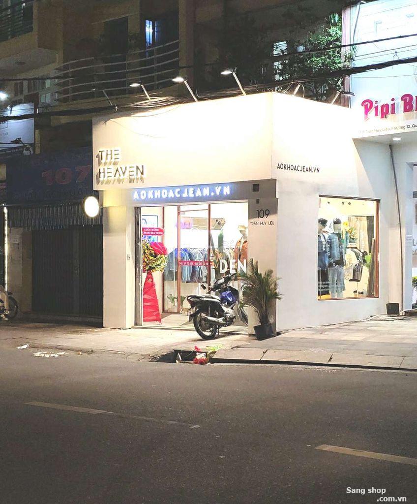 Sang shop thời trang khúc đường 2 chiều, sầm uất