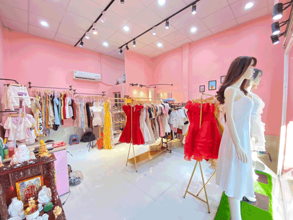 Sang shop thời trang kinh doanh được 4 năm