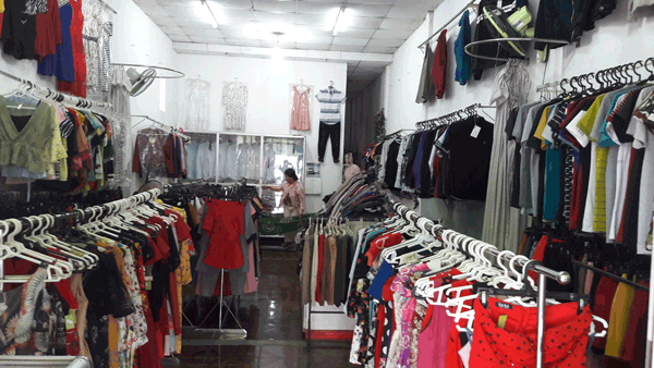 Sang shop thời trang nam nữ mặt tiền đường Lê Văn Khương, Q. 12