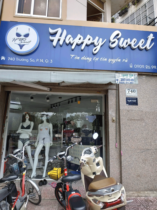 Sang shop thời trang nữ Q. 3