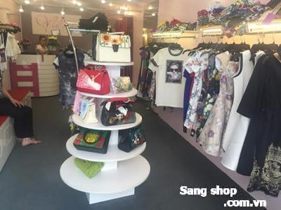 Sang shop thời trang cao cấp đường Văn Bánh