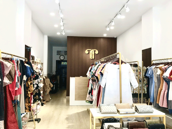 Sang toàn bộ shop thời trang thiết kế Quận 10