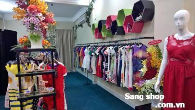 Thanh lý giá rẽ shop thời trang thiết kế